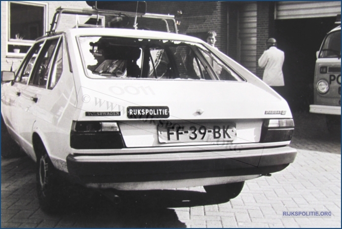 VRTG RSA VW Passat 1979 rdw RPALG JOG bw (7V)WM