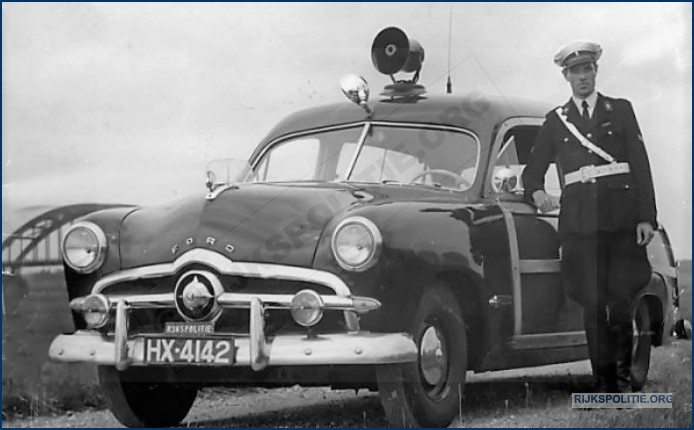 VRTG 45 60 VSA 1950 Ford Woody Scheper bw (7V)W