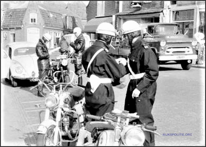 GRP Schagen Verkeerscontrole image1 bw(7V)