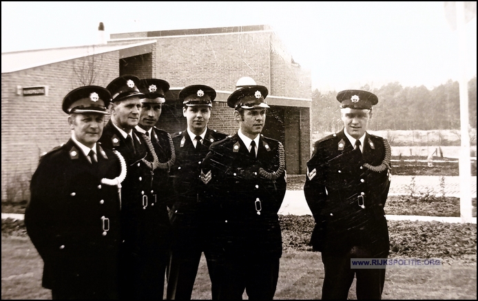 GRP Bennebroek 1972 groepsfoto Timmer bw(7V)