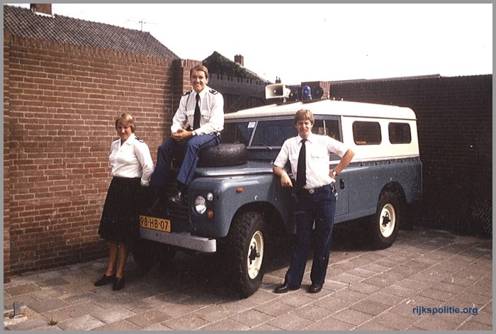 RPGRP De Lier CD 3 vrtg Wilma,Theo en Jilles bij de landrover(7V)
