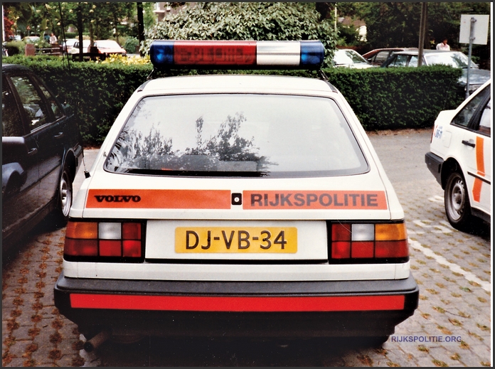 RP Voertuigen KSA Volvo 440 Brekelmans 1993 05xx RP Middelharnis 1 bw(7V)