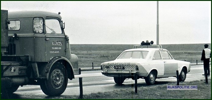 VKG Dordrecht De Rooij (02) bw(7V)