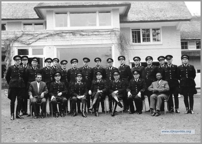 RPVKG Maastricht 1960ca adjudanten(7V)