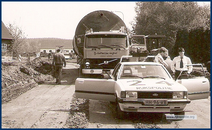 VKG Roermond Gommans 1984 VKGRM transport 01(7K)