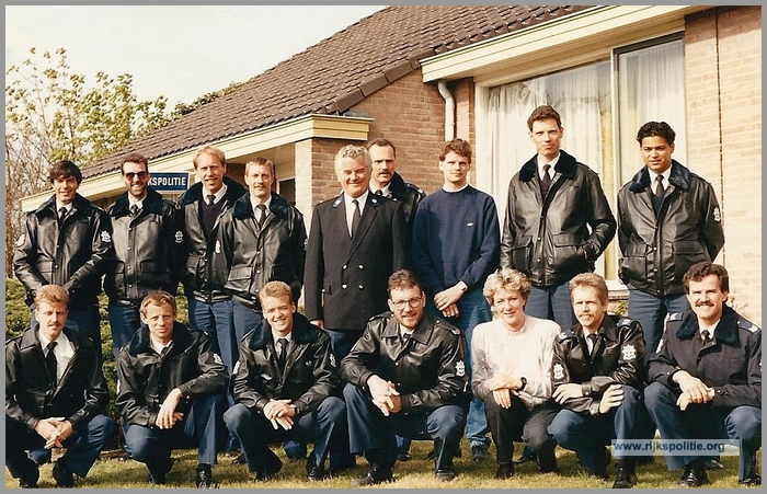 GRP Valkenisse 1989 afscheid adjudant Janse groep(7V)