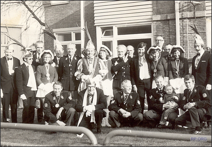 Rijkspolitie Beek Carnaval 1974 [KK]