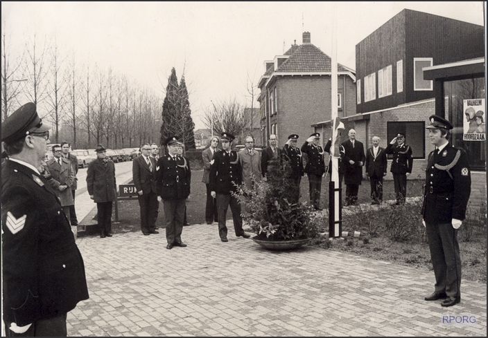 Rijkspolitie opening postbureau M.ad.r 1975 1 [KK]