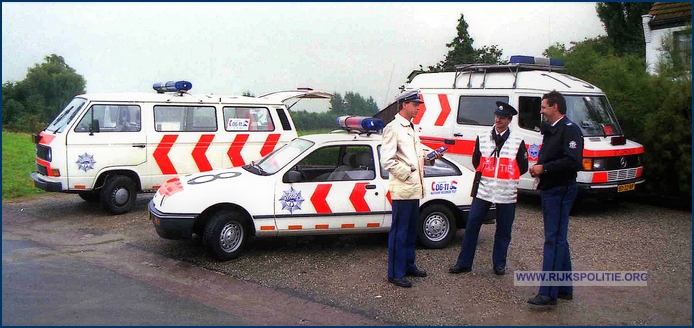 VKG Nijmegen PB05 Baron Verkeerscontrole Elst bw(7V)