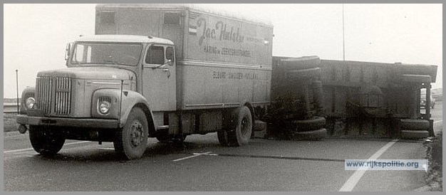 VKG Utrecht Hbaron aanrijding Eemnes 1973 3(7V)