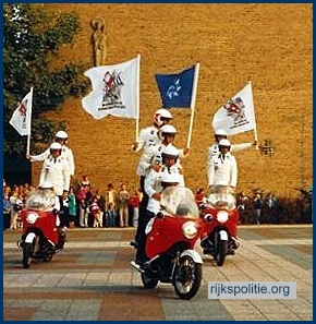 AVD GMS 029 AVD demoteam opening RP groepsbureau Meerssen 1985 bmp3 (VV)