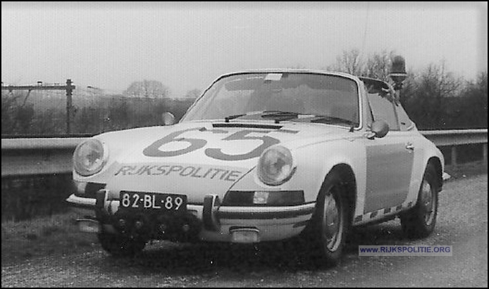 Porsche 911 12.65 74 82 BL 89 wk2 (2) bw(7V)