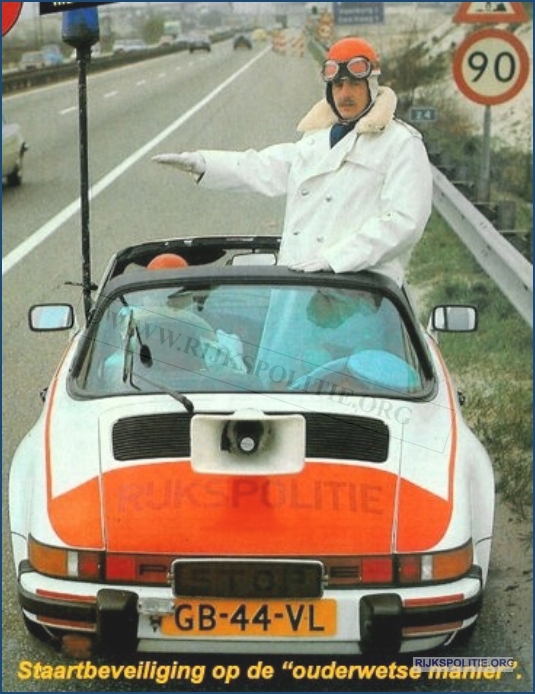 Porsche 911 12.92 80 GB 44 VL Staartbeveiliging bw (7V)WM