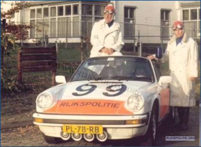 Porsche 911 12.99 86 PL 78 RB 1 bw (7V)WM