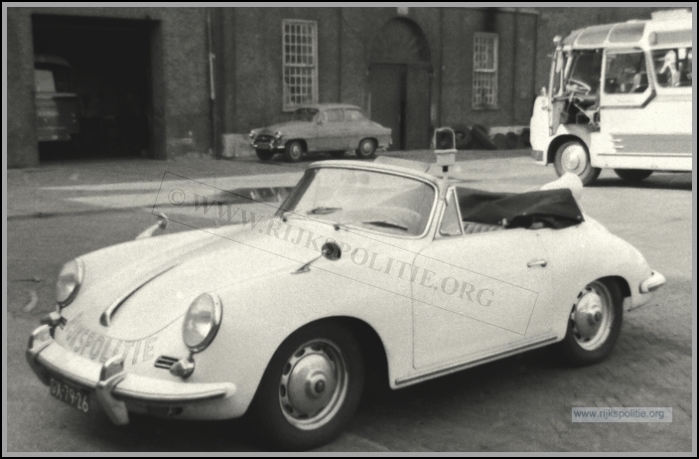 356 7204 12.04 62  GX-79-26 Porsche SAS Ernst(7V)