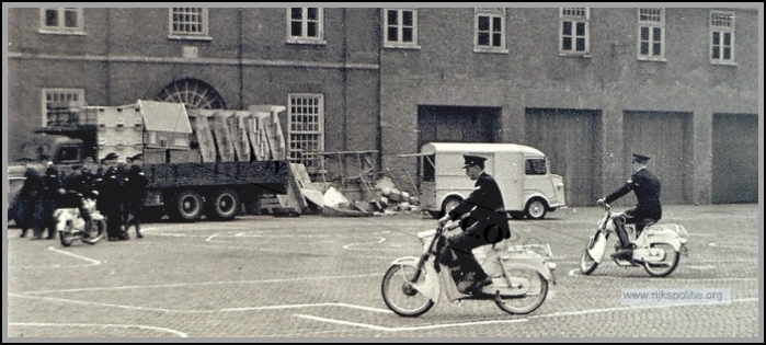 SBV ULM DKW Hummel onderricht Fred(7V)