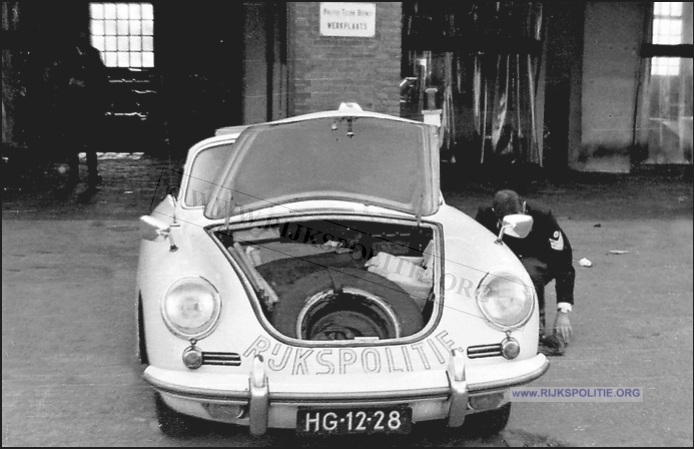 Porsche 356 2708 62 HG 12 28 12.08 Fred bw(7V)