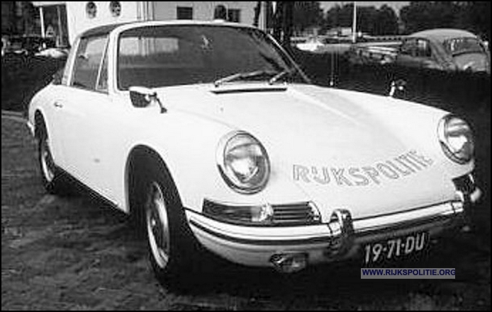 Porsche 912 12.48 19 71 DU Porsche 912 4 vg bw(7V)