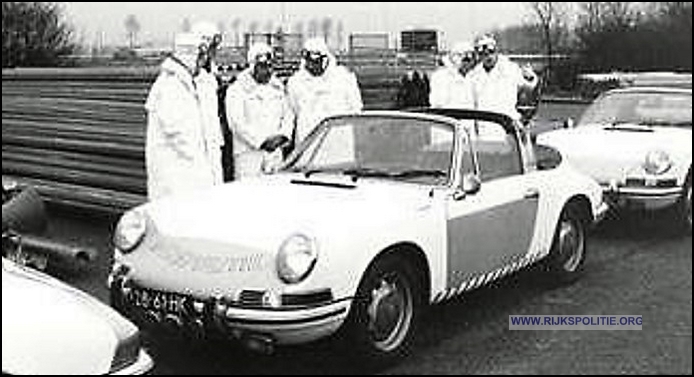 Porsche 912 12.31 68 28 61 HK vg bw(7V)