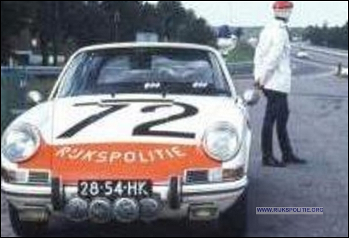 Porsche 912 12.72 68 28 54 HK vg bw(7V)