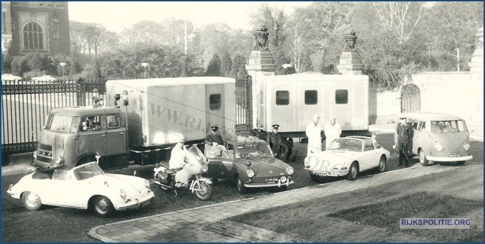 AVD SBV Afscheid Verhuizing naar Driebergen  Gr P svg2 bw (7V)WM