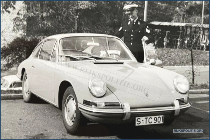 VKS Bilthoven Archief de Groot SBV Stuttgart (3) bw (7V)