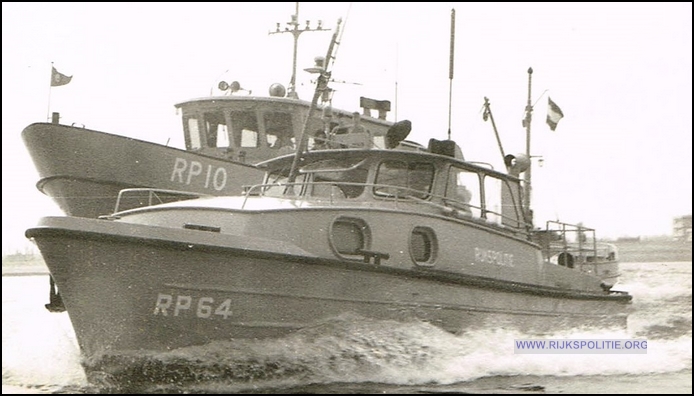 RPtW Vlissingen VM22 Boot RP64 2 1973 4 vdMeer bw(7V)