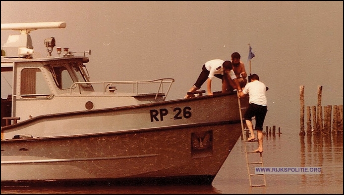 RPtW Vlissingen VM26 1980 stranding bw(7V)