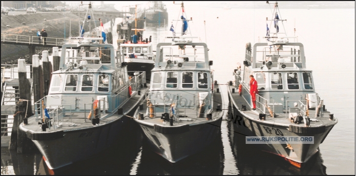 Kustwacht 3 schepen  bw(7V)