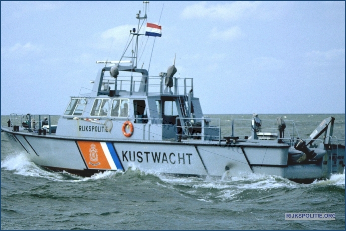 RPtW Kustwacht RP18 3 RP96 1 P96  3  bw (7V)WM