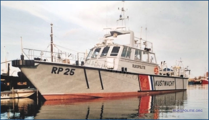 RPtW Kustwacht RP25 3 P25 1 Mooij  bw (7V)WM