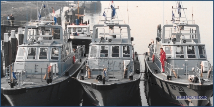 PRtW Kustwacht div 3 schepen bw (7V)WM