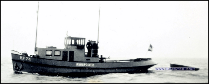 RPtW Boot RP09 2 RP22 2 RP74 1 Enkhuizen Duys 1949 07 IJsselmeer (4) bw(7V)