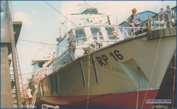 RPtW Boot RP16 6 RP94 1 P94 1Scheepswerf Stellendam ongev85 jvg bw (2) (7V)WM