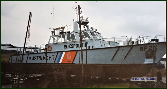 RPtW Boot RP21 4 Mooij S2330La dok bw(7V)