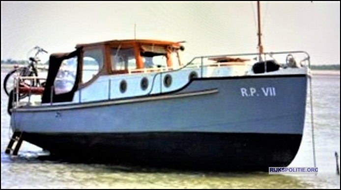 RPtW Boot RP35 2 RP07 2 RPVII 2 EX. bwjpg(7V)