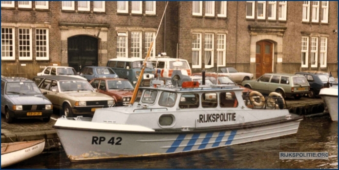 RPtW Boot RP42 2 NPM bw (7V)WM