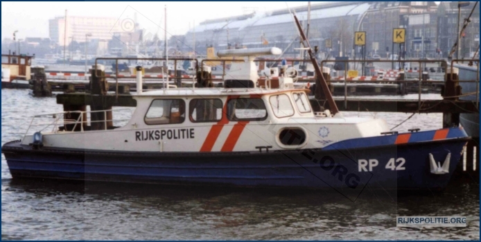 RPtW Boot RP42 2 NPMb bw (7V)WM