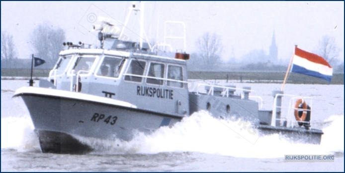 RPtW Boot RP43 3 P43 1 NPM bw (7V)WM