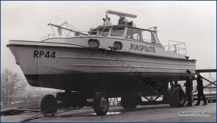 RPtW Boot RP44 3 v Rooy hijs 04  bw (7V)WM